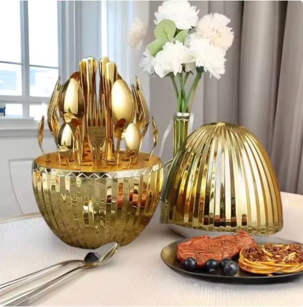 Set Cubierto Huevo Dorado